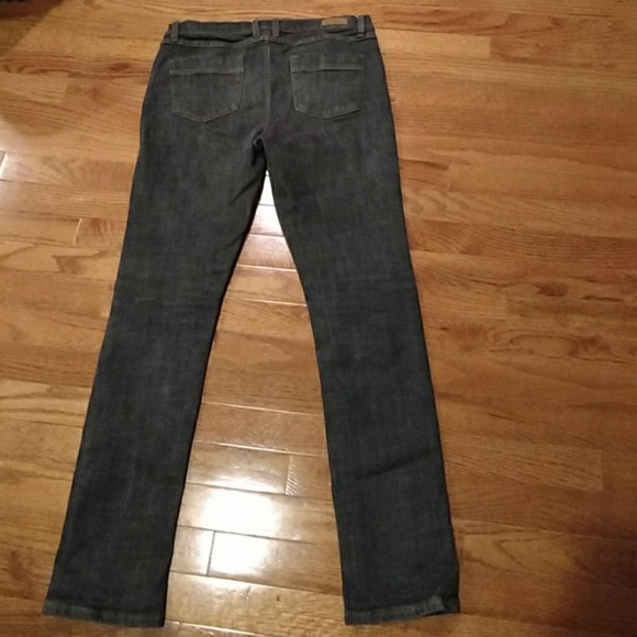 Farlow Jeans - Picture 3 of 4